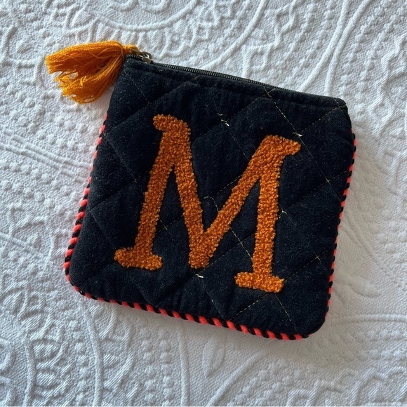 BOUTIQUE quilted‎ monogram pouch M - Picture 1 of 3
